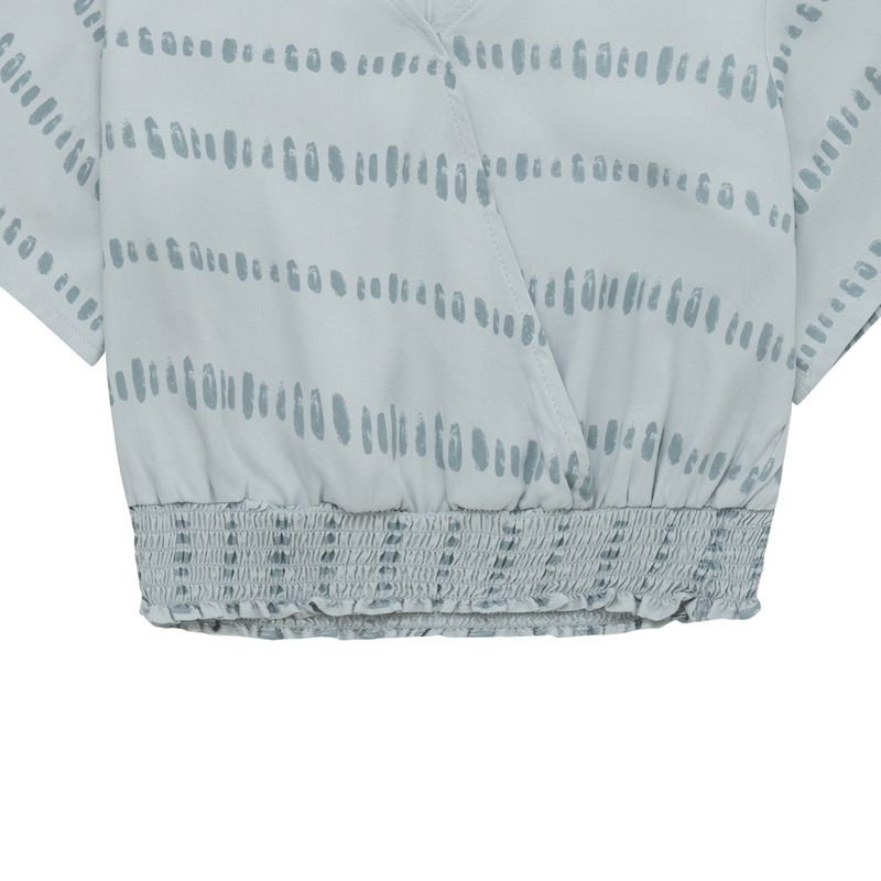 Camisa-manga-corta-tipo-crop-con-frente-cruzado-para-niña-Ropa-nina-Azul