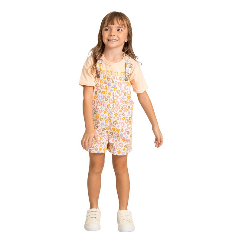 Overall-corto-con-bolsillos-para-bebe-niña