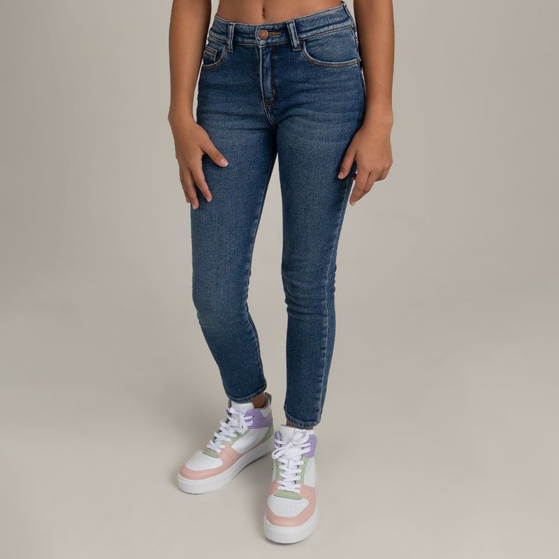 Denim-silueta-super-skinny-para-niña