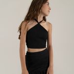 Conjunto-para-niña-de-camisa-crop---falda-