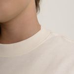 Camiseta--para-niña-con-abertura-en-mangas