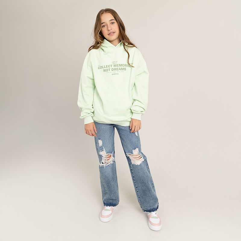 Buzo-oversize-para-niña-cerrado-con-capucha-