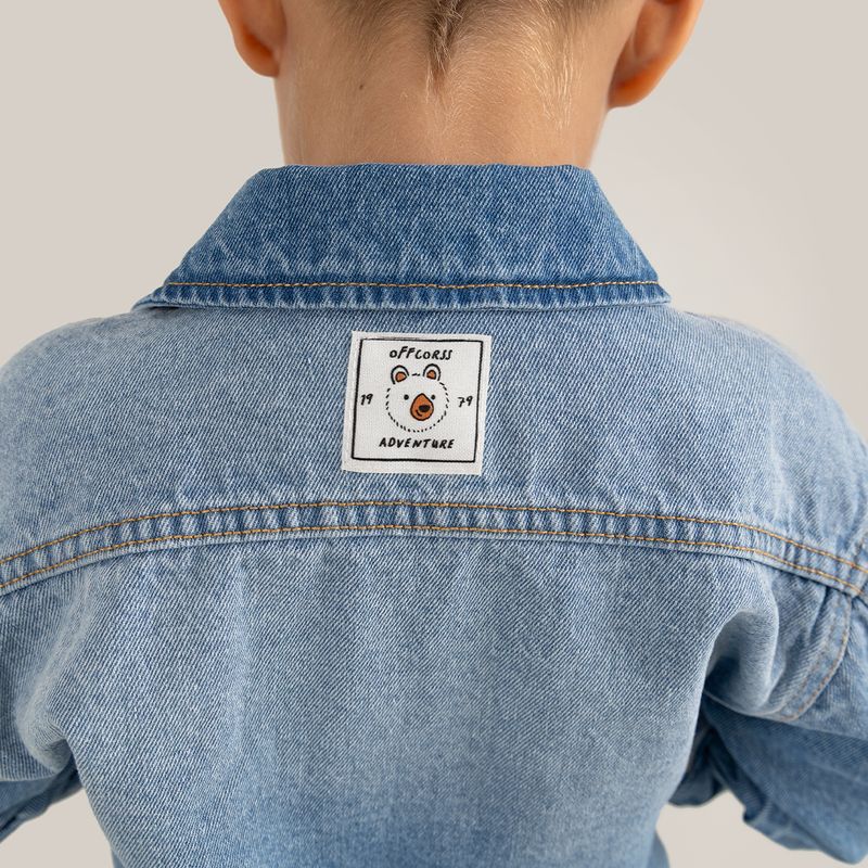 Chaqueta-en-denim-para-bebe-niño-con-bolsillos-