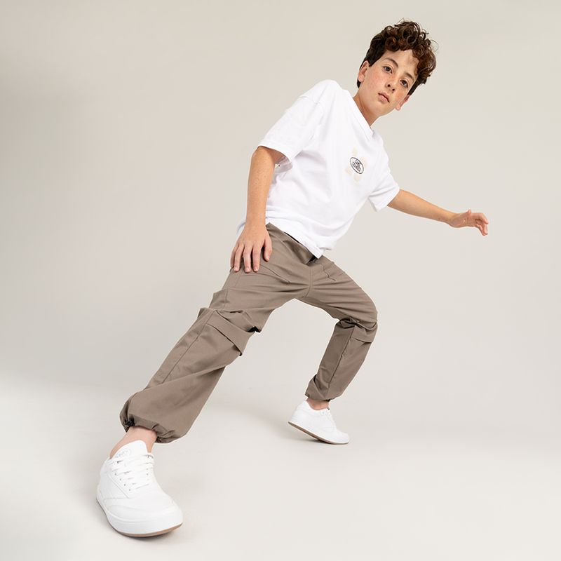 Pantalon-tipo-parachute-para-niño-largo-