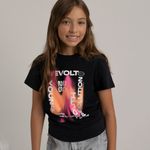 Camiseta-crop-top-para-niña-con-nudo-en-espalda-