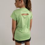 Camiseta-deportiva-para-niña-con-malla-