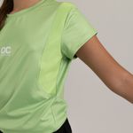 Camiseta-deportiva-para-niña-con-malla-
