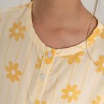 Pijama-para-bebe-niña-en-conjunto-de-camiseta-manga-corta---short--Amarillo