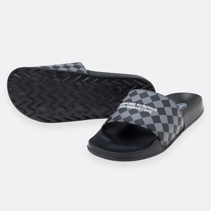 Sandalias-playeras-en-reata-para-niño-Negro