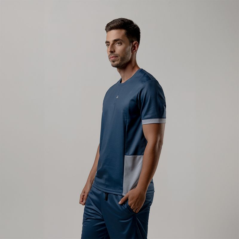 Camiseta-manga-corta-con-detalle-en-laterales-para-hombre