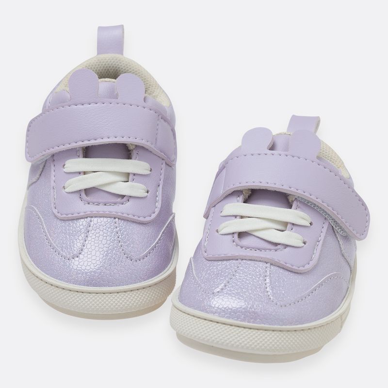Zapatos-precaminadores-para-recien-nacida-niña-con-orejitas-de-personaje
