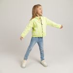 Chaqueta-beisbolera-para-bebe-niña-con-grafico-en-la-espalda