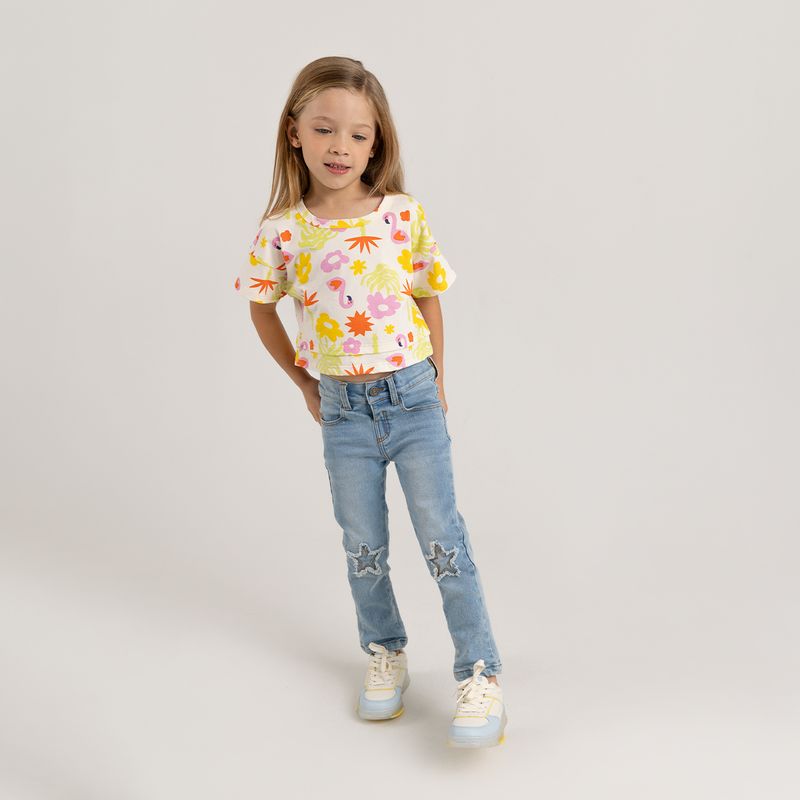 Camiseta-para-bebe-niña-manga-corta-con-corte-inferior