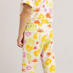 Sudadera-para-bebe-niña-con-boslillos