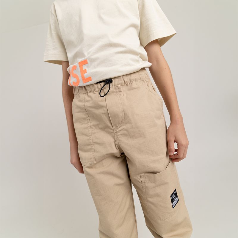 Pantalon-para-niño-con-bolsillos