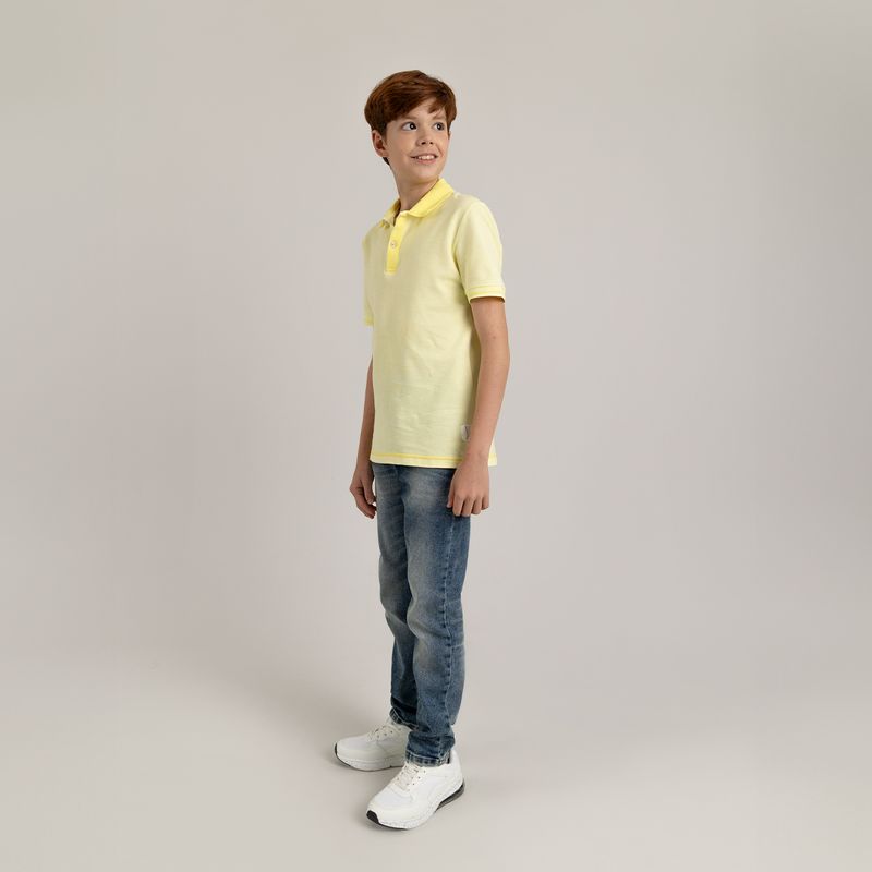 Camiseta-para-niño-tipo-polo