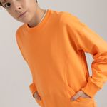 Buzo-para-niño-oversize-con-estampado-en-espalda