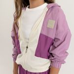 Chaqueta-para-niña-rompevientos-