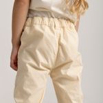 Pantalon-para-bebe-niña-silueta-slouchy