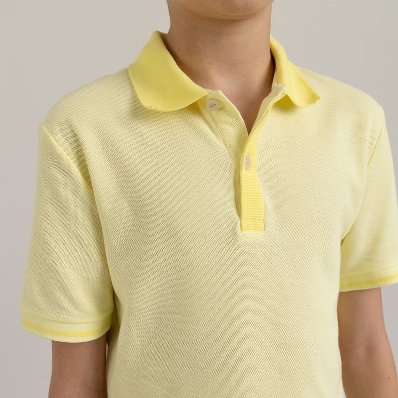 Camiseta-para-niño-tipo-polo