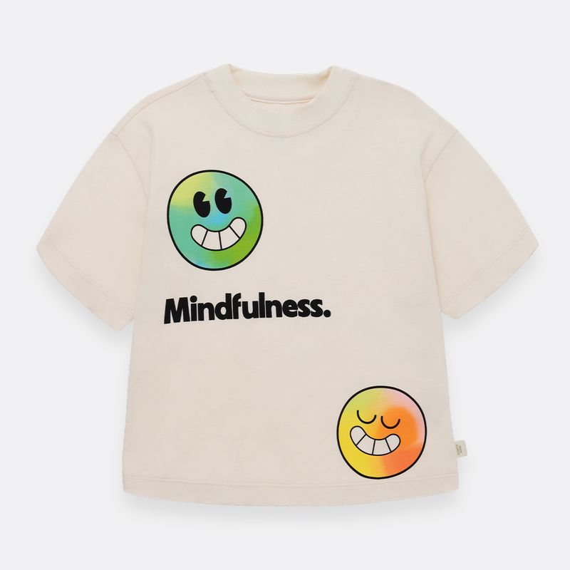 Conjunto-para-bebe-niño-camiseta-oversize-bermuda