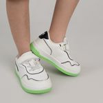 Tenis-para-bebe-niño-que-alumbran-en-la-oscuridad