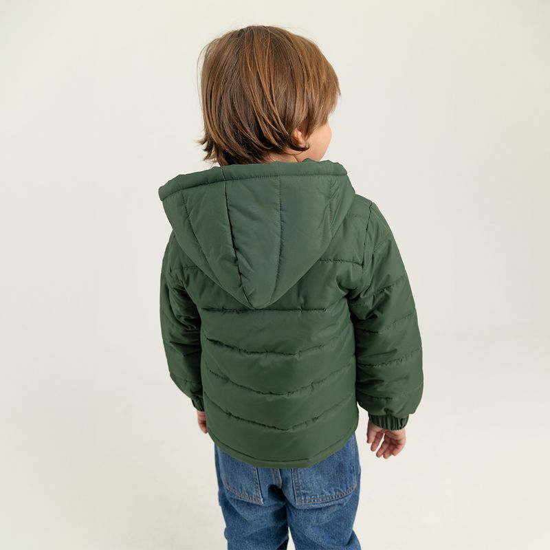 Chaqueta-para-bebe-niño-enguatada-con-capucha