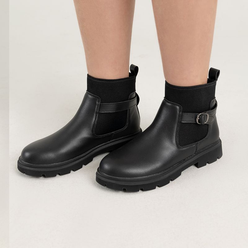 Botas-para-niña-con-elastico-en-laterales-con-correa