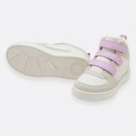 Tenis-para-bebe-niña-con-correas-de-velcro