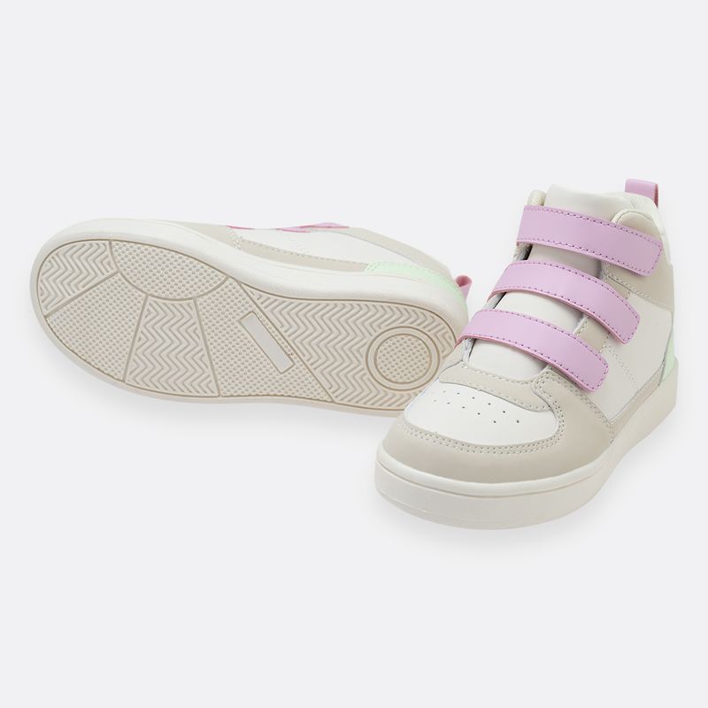 Tenis-para-bebe-niña-con-correas-de-velcro