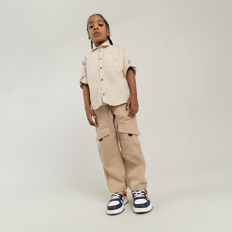 Pantalon-para-niño-con-bolsillos-cargo