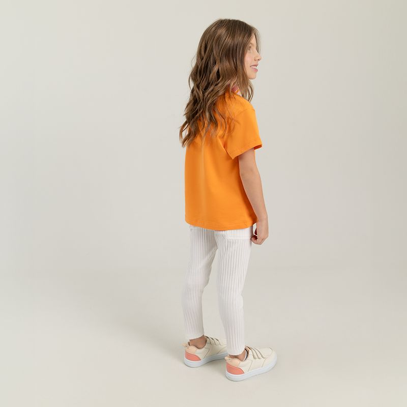 Conjunto-para-niña-de-camiseta---leggins---pañoleta