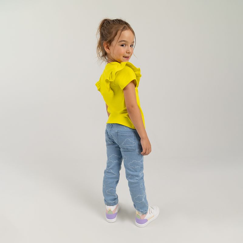 Camiseta-para-niña-manga-corta-con-boleros
