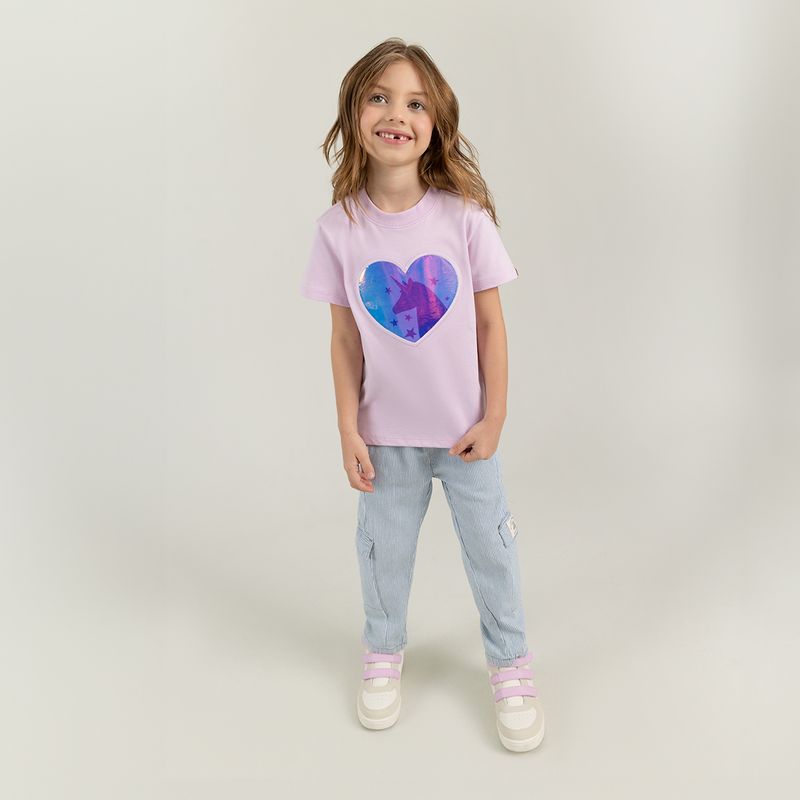 Camiseta-para-niña-con-estampado-manga-corta
