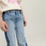 Jean-para-niña-recto-con-botas-dobladas