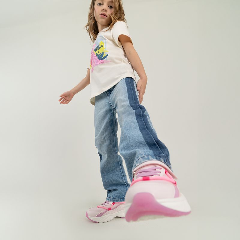 Jean-para-niña-recto-con-botas-dobladas
