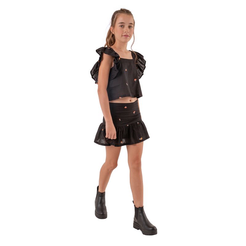 Conjunto-para-niña-de-camisa-y-falda-corta