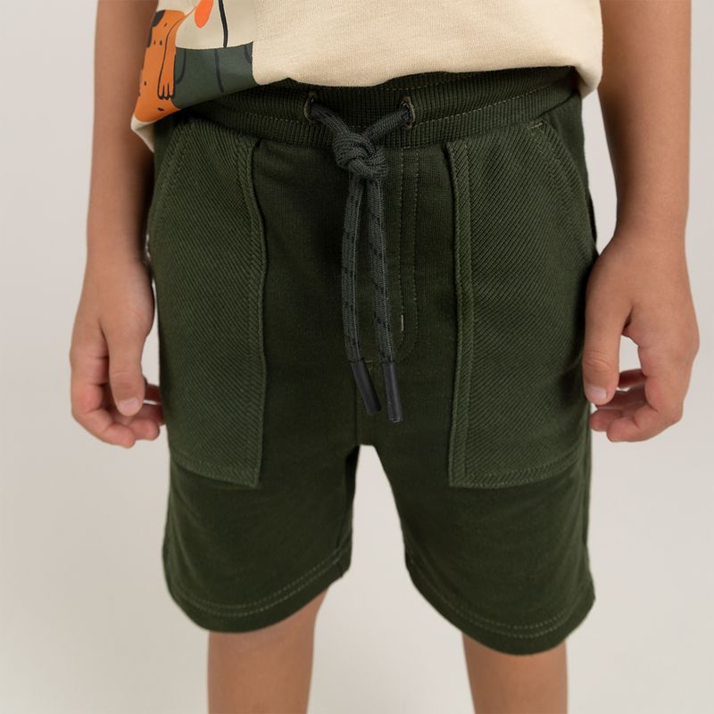 Conjunto-para-niño-de-camiseta-oversize---bermuda