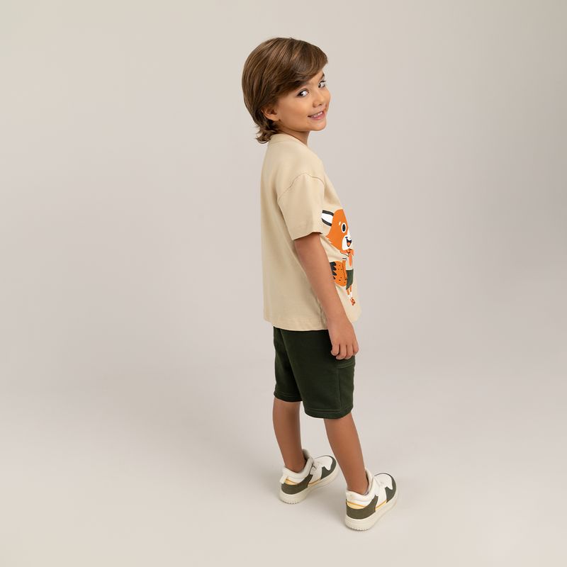 Conjunto-para-niño-de-camiseta-oversize---bermuda