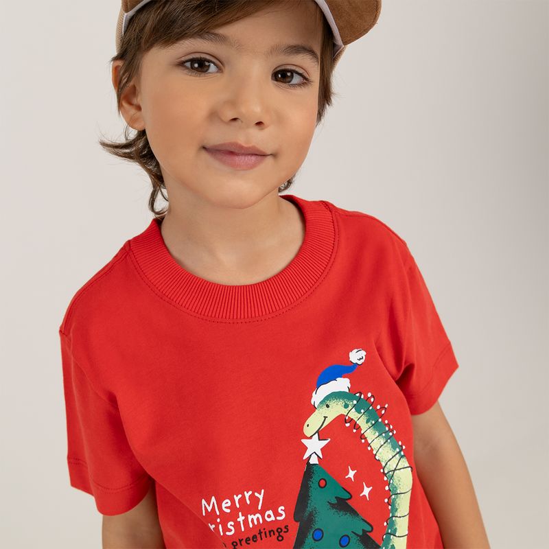 Camiseta-roja-para-niño-con-estampado-navideño