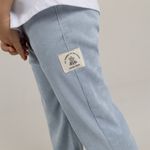 Pantalon-para-niña-con-boleros-en-botas