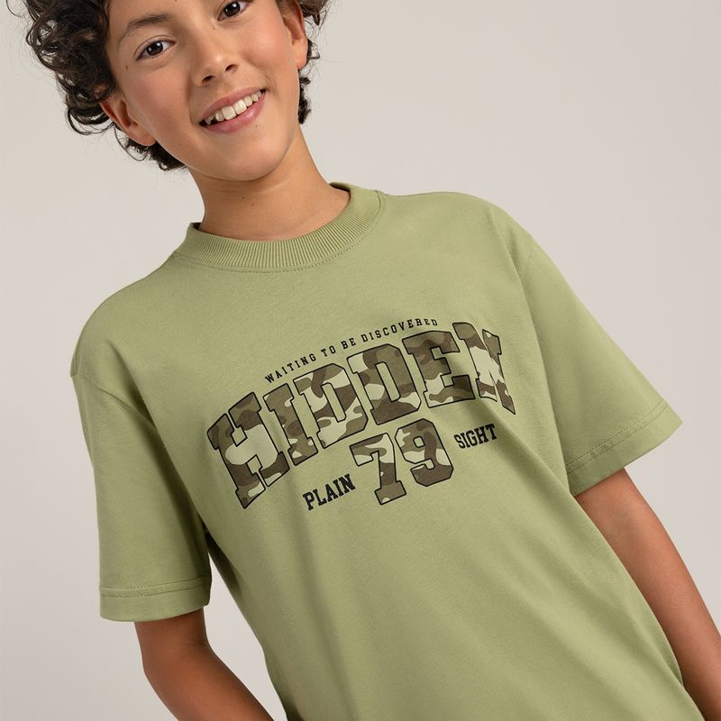 Camiseta-para-niño-con-grafico-en-el-frente