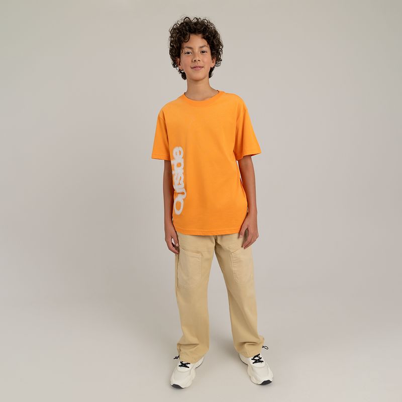 Camiseta-para-niño-con-grafico-en-el-frente