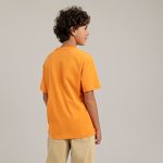 Camiseta-para-niño-con-grafico-en-el-frente