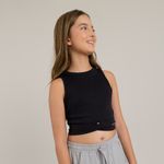 Camiseta-crop-top-para-niña-con-detalle-cruzado-en-el-frente