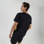 CAMISETA_MANGA_CORTA_HOMBRE_NEGRO_1103033_4