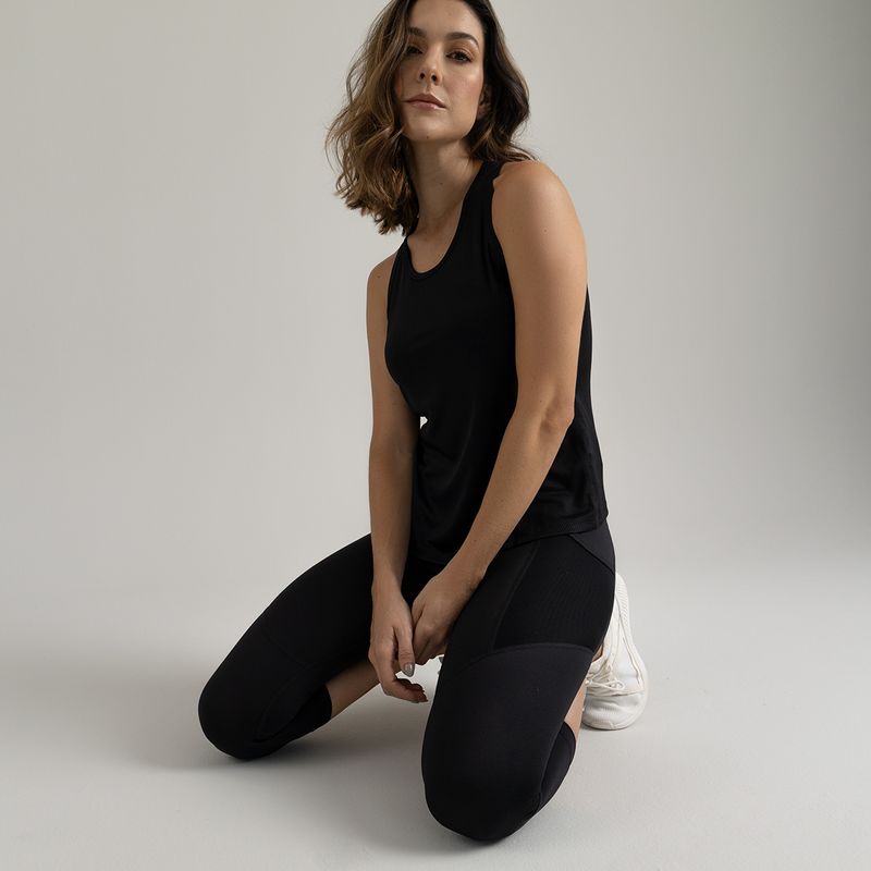 ESQUELETO_DEPORTIVO_MUJER_NEGRO_1203027_4