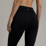 LEGGINS_CORTO_PARA_MUJER_NEGRO_1206022_2