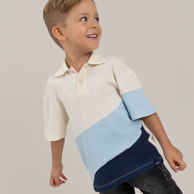 Camiseta-polo-para-niño-con-bloques-de-color