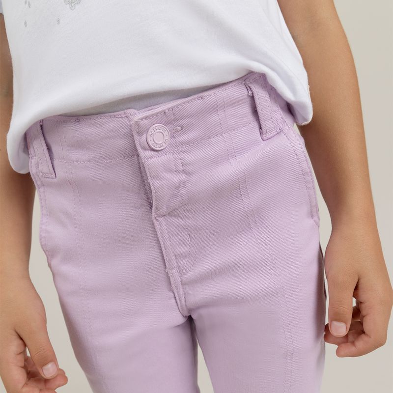 Pantalon-skinny-para-niña-con-costuras-decorativas